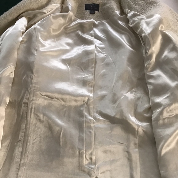 GALLERY bouclé wool blend coat!  Light cream And cream satin poly lining NEW - Picture 7 of 8